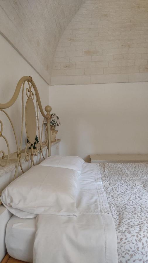 Trulli Di Zia Tata Guest House Locorotondo Exterior photo