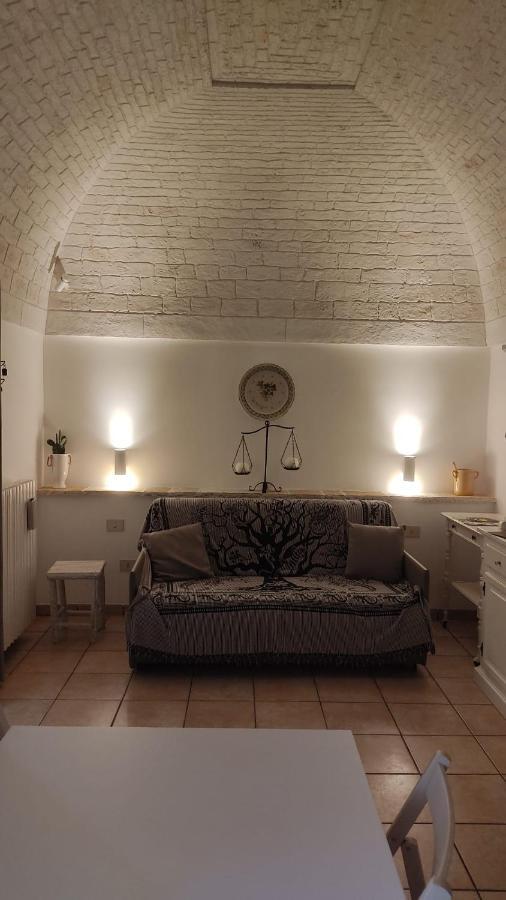 Trulli Di Zia Tata Guest House Locorotondo Exterior photo