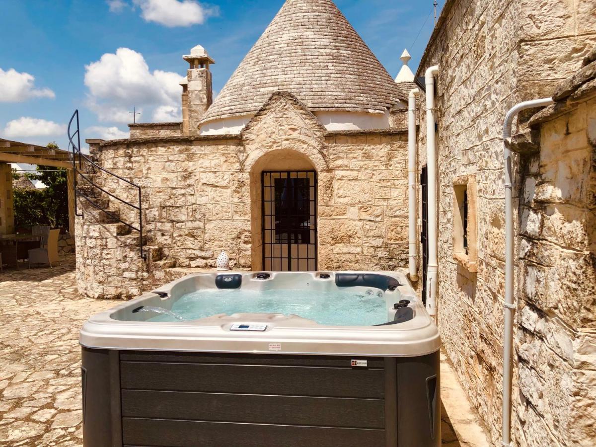 Trulli Di Zia Tata Guest House Locorotondo Exterior photo
