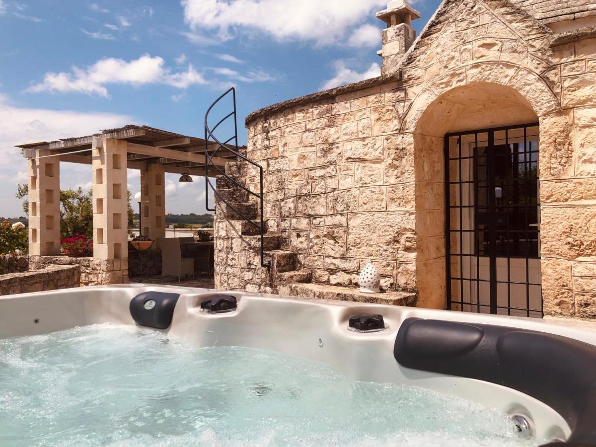 Trulli Di Zia Tata Guest House Locorotondo Exterior photo