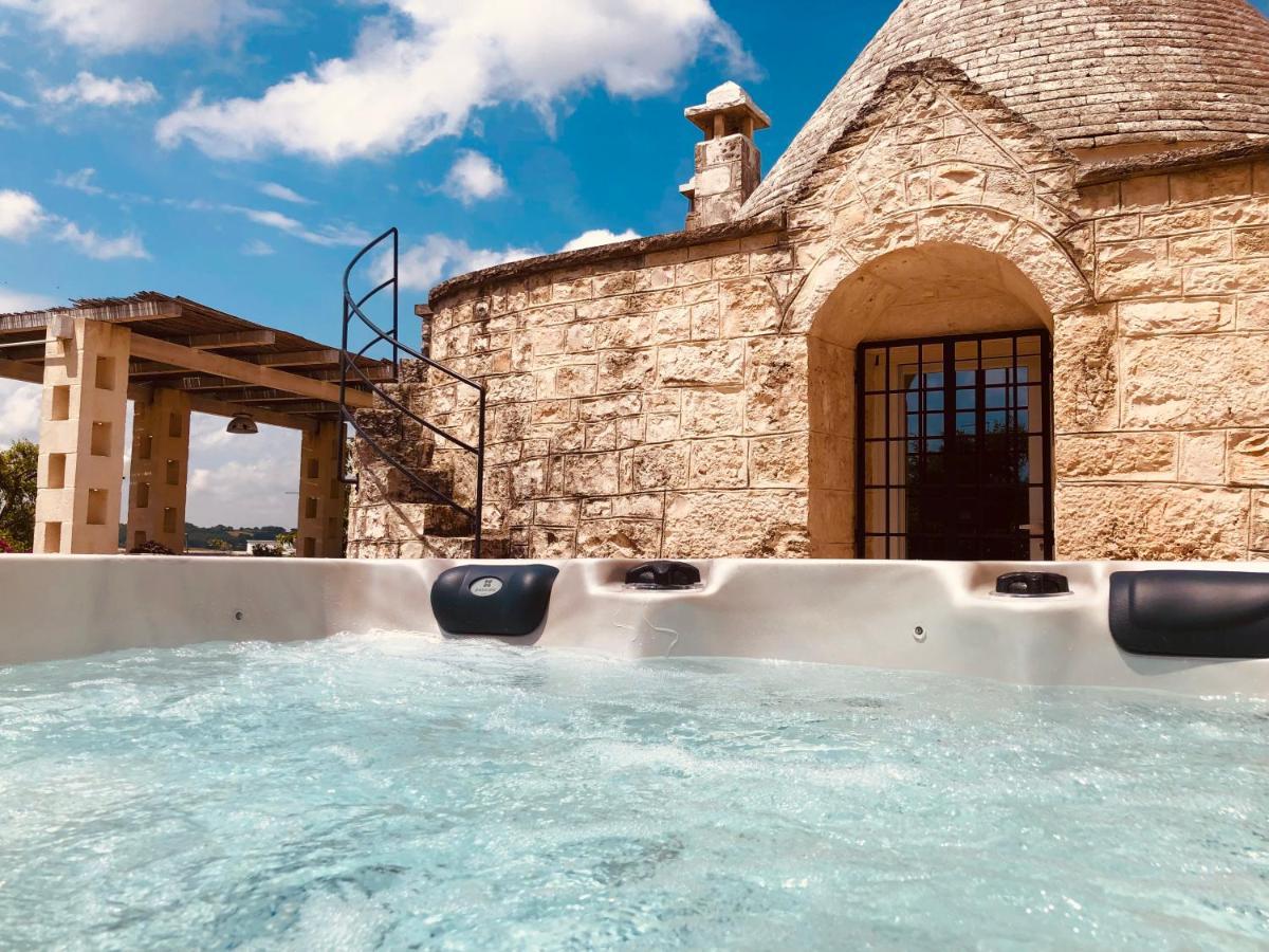 Trulli Di Zia Tata Guest House Locorotondo Exterior photo