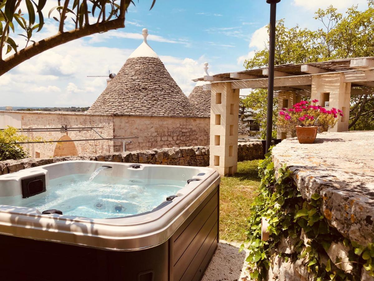 Trulli Di Zia Tata Guest House Locorotondo Exterior photo