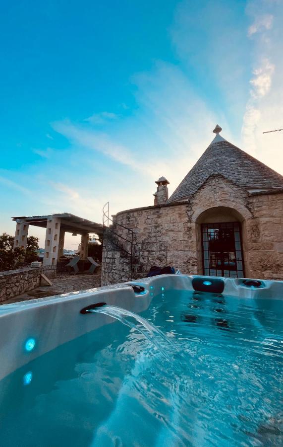 Trulli Di Zia Tata Guest House Locorotondo Exterior photo
